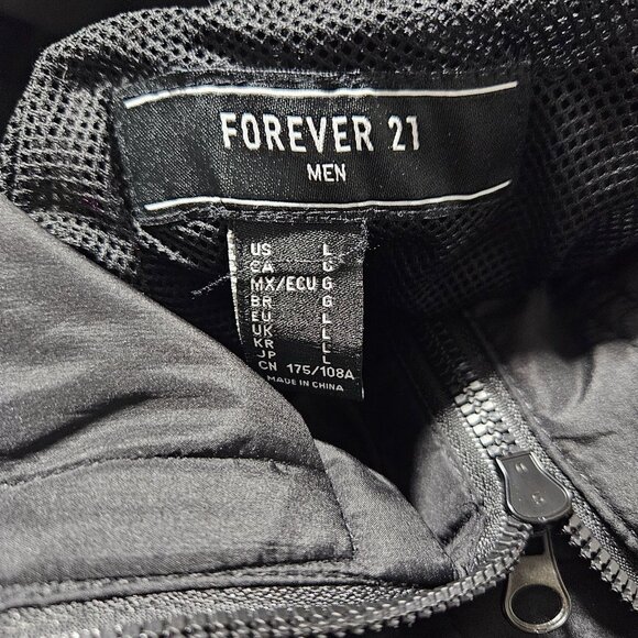Forever 21 Hooded Utility Jacket Mens Size Large Black Pockets Zippered Back - Picture 6 of 9